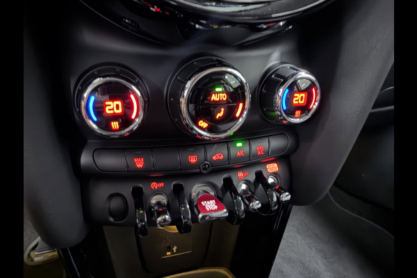 MINI 3-deurs 1.5 Cooper BLACK-EDITION 136PK 17''DAB/ NAVI/CRUISE/ECC/PDC/CARPLAY/SPORTSTOELEN///