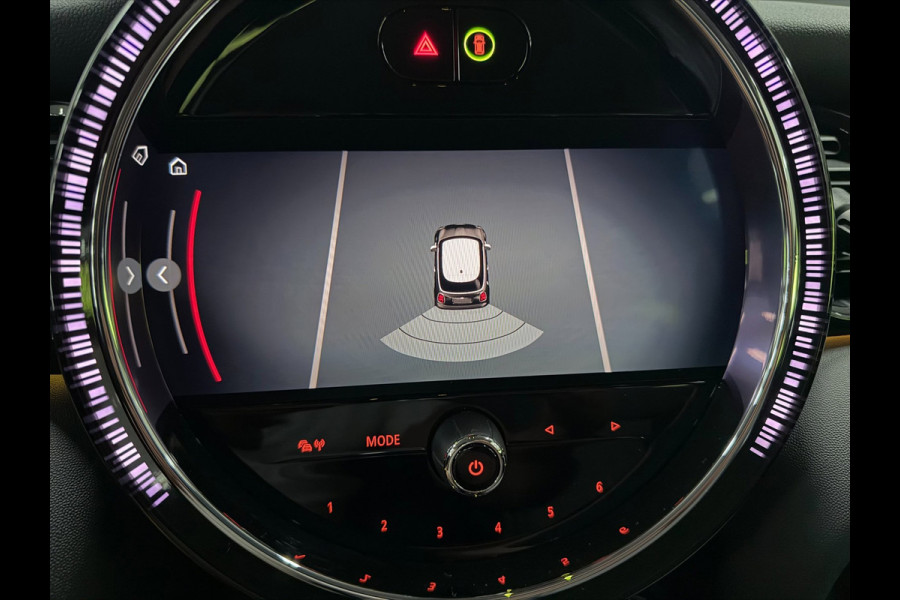 MINI 3-deurs 1.5 Cooper BLACK-EDITION 136PK 17''DAB/ NAVI/CRUISE/ECC/PDC/CARPLAY/SPORTSTOELEN///