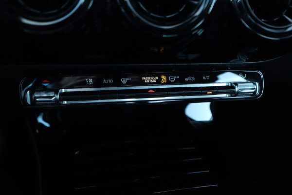 Mercedes-Benz A-Klasse 180 Star Edition | 136PK | Led | Distronic | Widescreen | Stoelverwarming | Leder | Clima | Camera | NL-Auto | 2024.