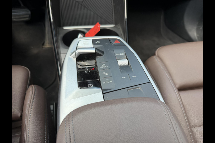 BMW 2 Serie Active Tourer 225e xDrive Luxury Line 17"/Leder + memory/Panoramadak/Camera/Apple Carplay & Android Auto