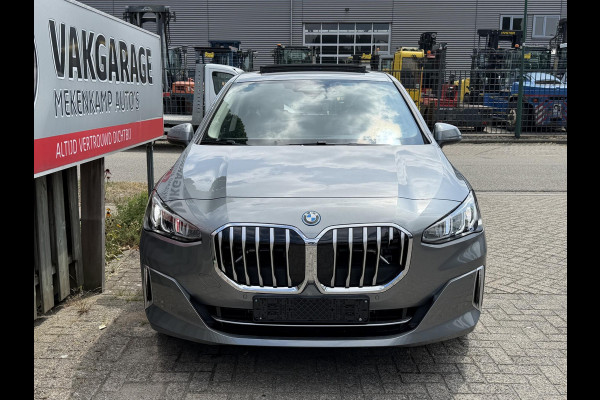 BMW 2 Serie Active Tourer 225e xDrive Luxury Line 17"/Leder + memory/Panoramadak/Camera/Apple Carplay & Android Auto