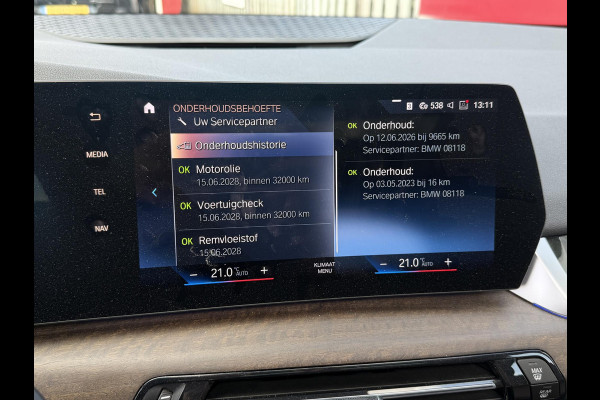 BMW 2 Serie Active Tourer 225e xDrive Luxury Line 17"/Leder + memory/Panoramadak/Camera/Apple Carplay & Android Auto