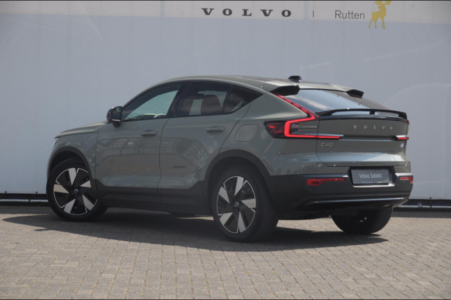 Volvo C40 252PK Automaat Single Ext. Range Plus 82 kWh / Adaptive cruise control  / Pilot assist / BLIS / Stoel en stuur verwarming / Elektrische achterklep / Parkeersensoren met camera / Google infotainment / Panoramadak