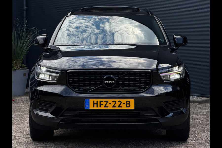 Volvo XC40 1.5 T5 Recharge R-Design | Pano | Trekhaak | Harman/Kardon | Winter Pack | Elek. Achterklep