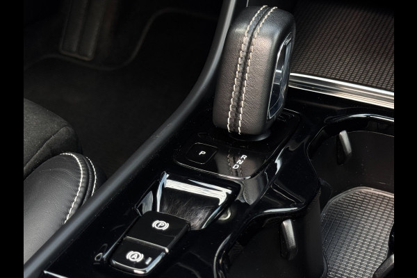 Volvo XC40 1.5 T5 Recharge R-Design | Pano | Trekhaak | Harman/Kardon | Winter Pack | Elek. Achterklep