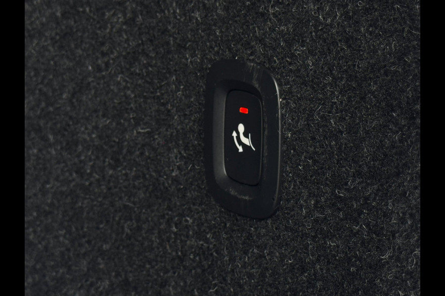 Volvo XC40 1.5 T5 Recharge R-Design | Pano | Trekhaak | Harman/Kardon | Winter Pack | Elek. Achterklep