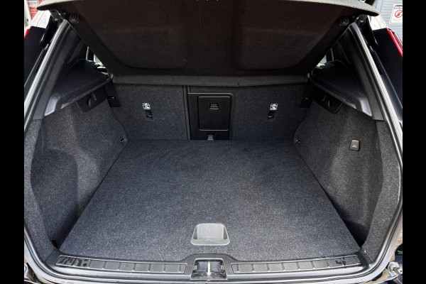 Volvo XC40 1.5 T5 Recharge R-Design | Pano | Trekhaak | Harman/Kardon | Winter Pack | Elek. Achterklep