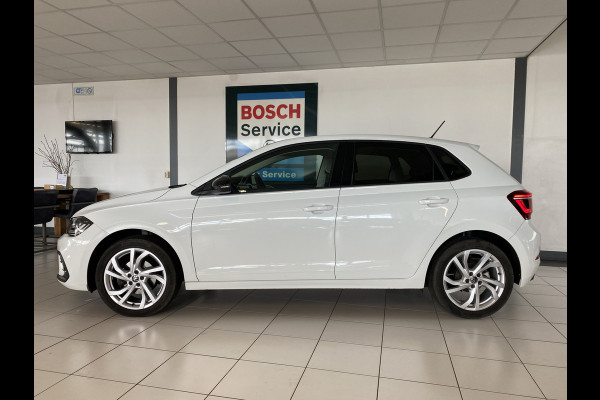 Volkswagen Polo 1.0 TSI style DSG 5 Drs 81kw / 110 PK Carplay  /IQ Light /Stoelverwarming / Navigatie / Cruise controle