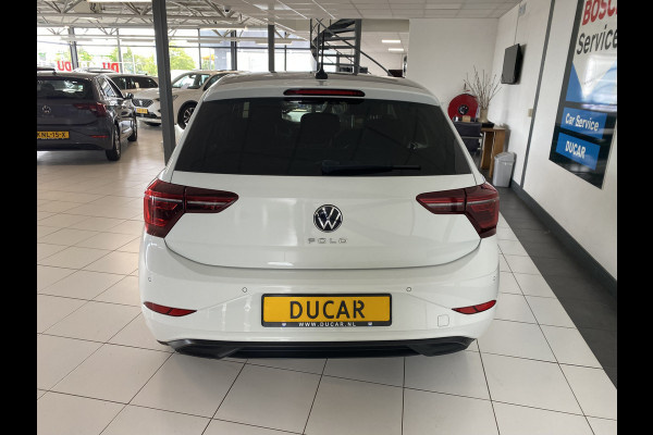 Volkswagen Polo 1.0 TSI style DSG 5 Drs 81kw / 110 PK Carplay  /IQ Light /Stoelverwarming / Navigatie / Cruise controle