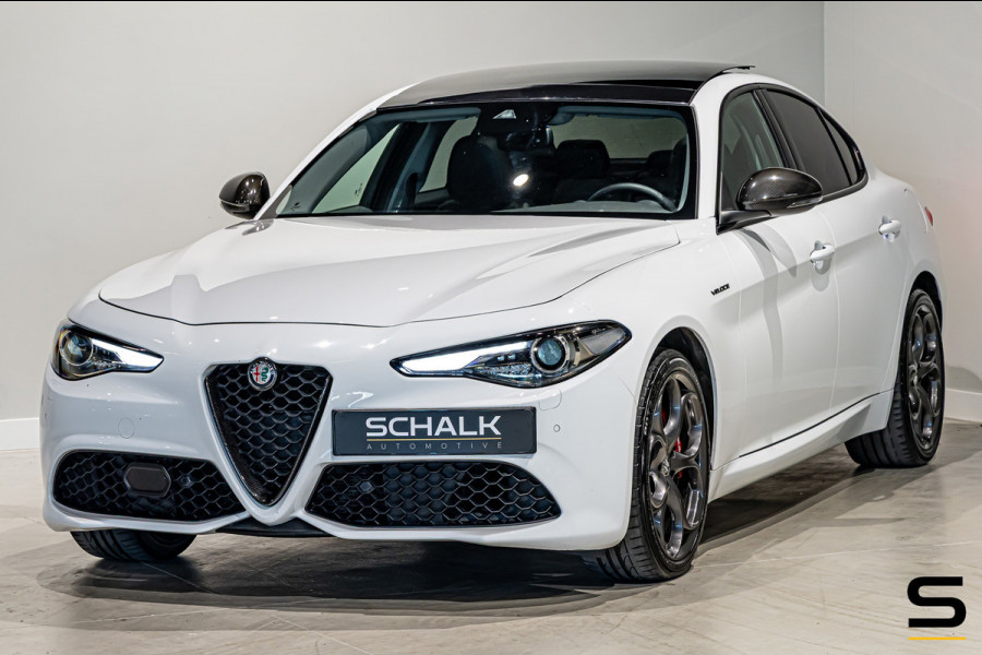 Alfa Romeo Giulia 2.0 T AWD Veloce|Pano|Trekhaak|H&K|FullOpt