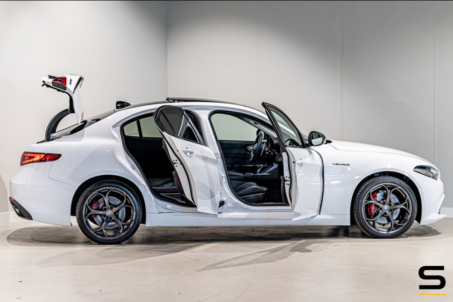 Alfa Romeo Giulia 2.0 T AWD Veloce|Pano|Trekhaak|H&K|FullOpt