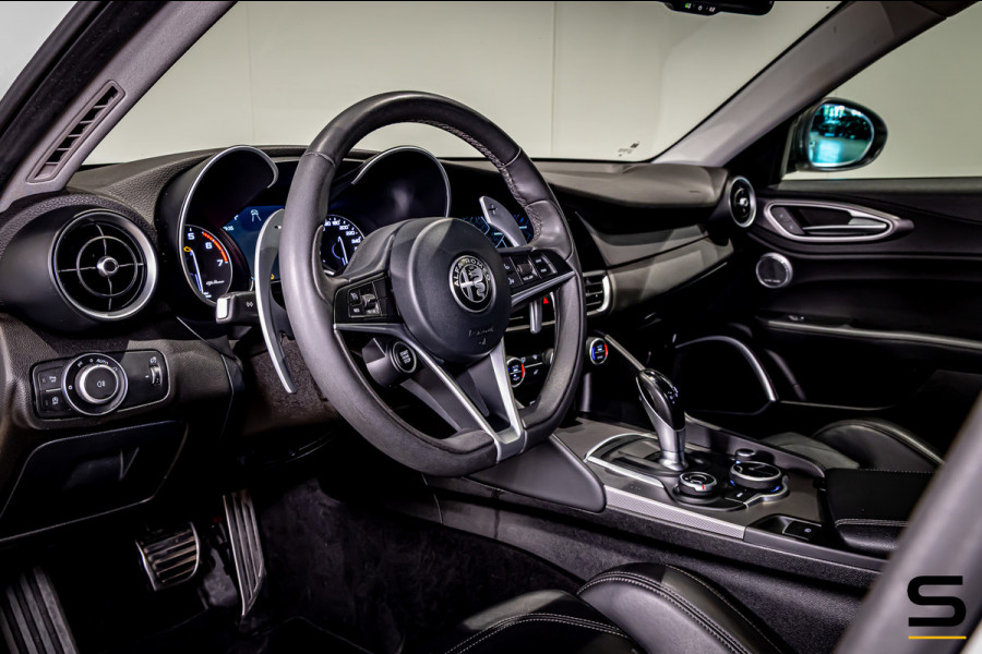 Alfa Romeo Giulia 2.0 T AWD Veloce|Pano|Trekhaak|H&K|FullOpt