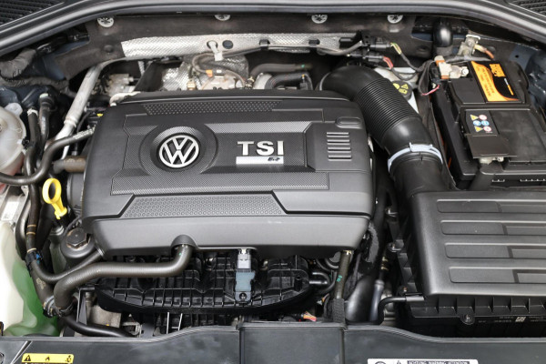 Volkswagen T-Roc 2.0 TSI 4Motion R 301+PK BTW/VIRTUAL/PANO/BEATS/KEYLES/LEDER+S.VERWARMING/19"/CAM/ACC/12 MDN GARANTIE!