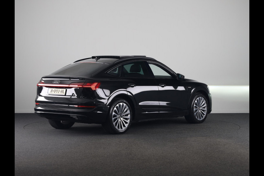 Audi e-tron Sportback 55 quattro Business edition Plus 95 kWh 408pk | Panoramadak | Lederen bekleding | Elektrisch verstelbare voorstoelen | Parkeercamera |