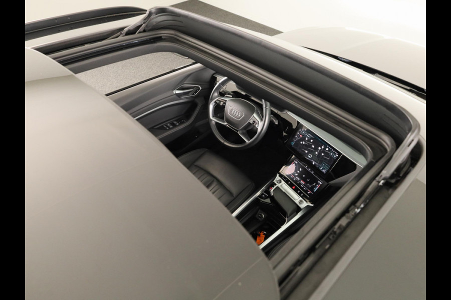 Audi e-tron Sportback 55 quattro Business edition Plus 95 kWh 408pk | Panoramadak | Lederen bekleding | Elektrisch verstelbare voorstoelen | Parkeercamera |
