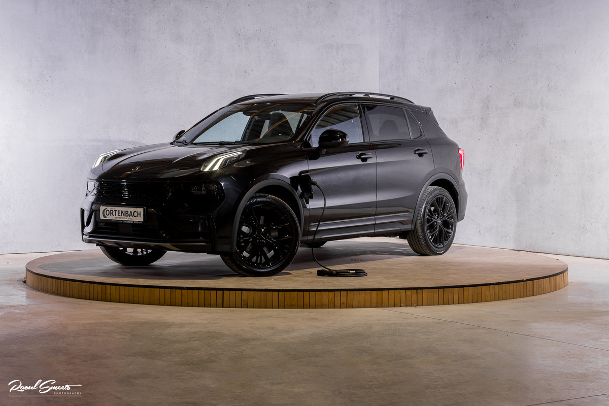 Lynk & Co 01 1.5 More | 4 Jaar fabrieksgarantie | Panorama dak | Memory | Adaptieve cruise | Blis |
