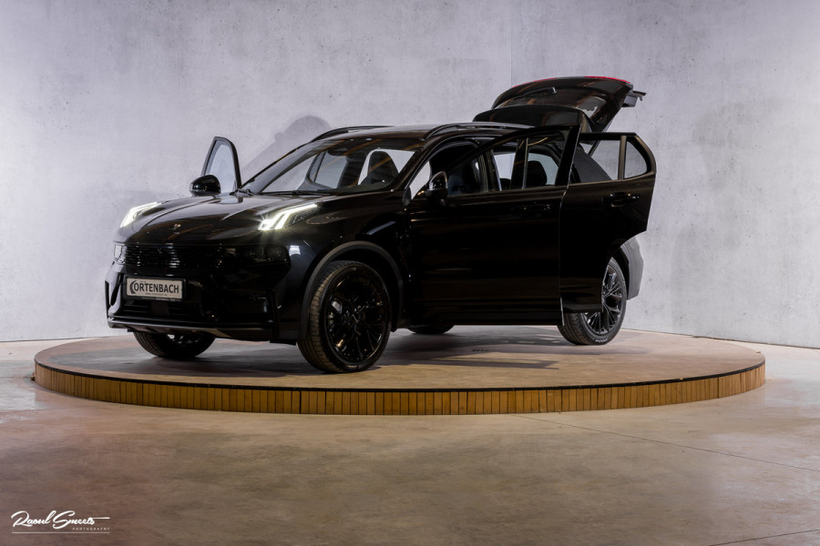 Lynk & Co 01 1.5 More | 4 Jaar fabrieksgarantie | Panorama dak | Memory | Adaptieve cruise | Blis |