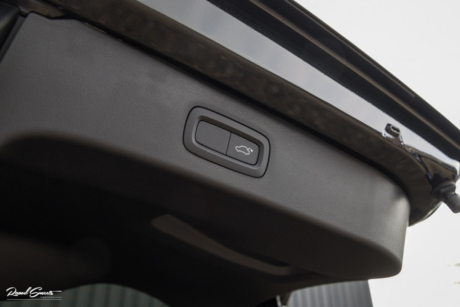 Lynk & Co 01 1.5 More | 4 Jaar fabrieksgarantie | Panorama dak | Memory | Adaptieve cruise | Blis |