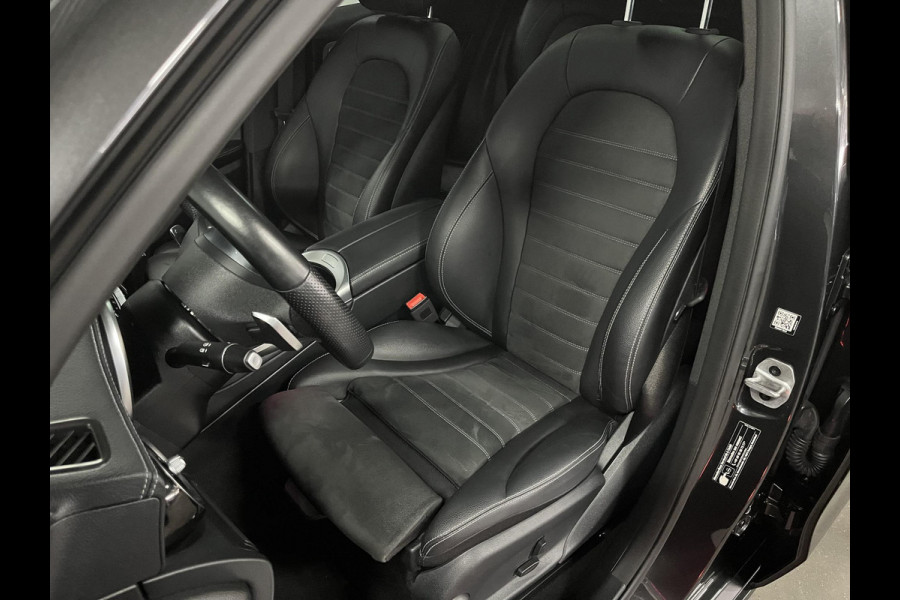 Mercedes-Benz GLC 300e 4MATIC AMG-line Trekhaak | Open dak | Burmester | Stoelverwarming | Sfeerverlichting | 360 camera | Cruise control | Carplay