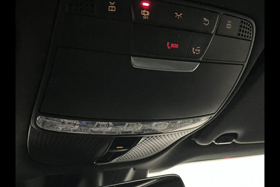 Mercedes-Benz GLC 300e 4MATIC AMG-line Trekhaak | Open dak | Burmester | Stoelverwarming | Sfeerverlichting | 360 camera | Cruise control | Carplay