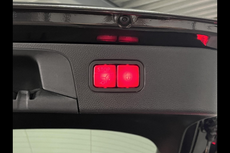 Mercedes-Benz GLC 300e 4MATIC AMG-line Trekhaak | Open dak | Burmester | Stoelverwarming | Sfeerverlichting | 360 camera | Cruise control | Carplay
