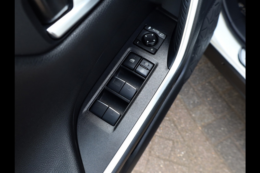 Toyota RAV4 2.5 Plug-In Hybrid Bi-Tone+ | Panoramadak | 360 Camera | Stoelventilatie
