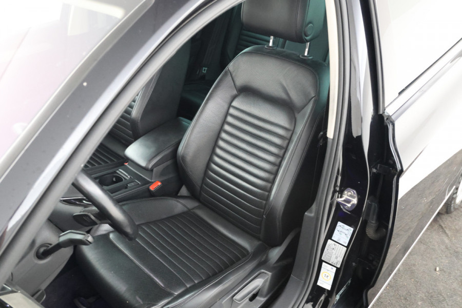 Volkswagen Passat Variant 1.8 TSI Highline Automaat, Digital Dash, Volleder