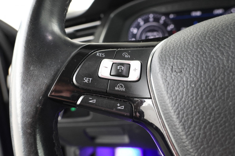 Volkswagen Passat Variant 1.8 TSI Highline Automaat, Digital Dash, Volleder