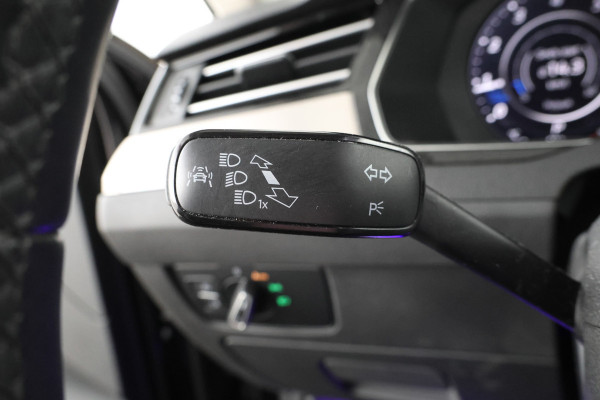 Volkswagen Passat Variant 1.8 TSI Highline Automaat, Digital Dash, Volleder