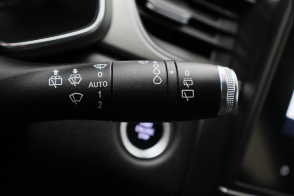Renault Captur 1.0 TCe 90 Intens Leder/Stof, Climate, Cruise, Apple Carplay, LED, DAB, Trekhaak, 17''