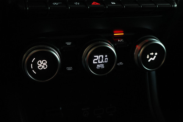 Renault Captur 1.0 TCe 90 Intens Leder/Stof, Climate, Cruise, Apple Carplay, LED, DAB, Trekhaak, 17''