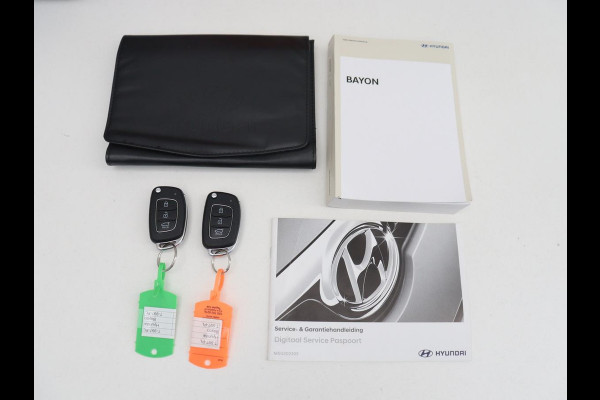 Hyundai Bayon 1.0 T-GDI Comfort | Cruise control | Camera | Carplay | Lane assist | DAB | Park assist | Sfeerverlichting | Full LED |