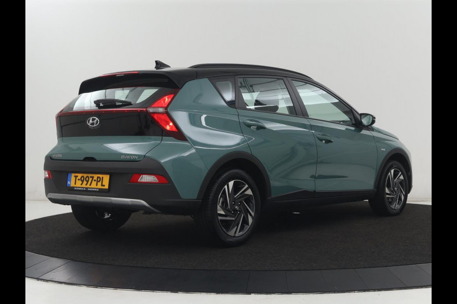 Hyundai Bayon 1.0 T-GDI Comfort | Cruise control | Camera | Carplay | Lane assist | DAB | Park assist | Sfeerverlichting | Full LED |