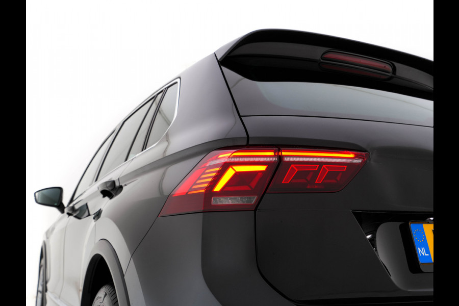 Volkswagen Tiguan 1.4 TSI eHybrid R-Line Business+ (Plug-in) (INCL-BTW) Aut. *LEATHER-FABRIC | FULL-LED | ADAPTIVE-CRUISE | CAMERA | DIGI-COCKPIT | KEYLESS | PRIVACY-GLASS | SPORTSEATS | SHIFTPADDLES | NAVI-FULLMAP | ECC | PDC | 19''ALU*