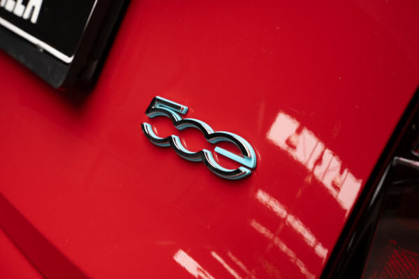 Fiat 500 24 kWh Navi Airco Stoelverwarming Cruise C. 3-Fase LED Carplay BTW auto SOH: 94,7%