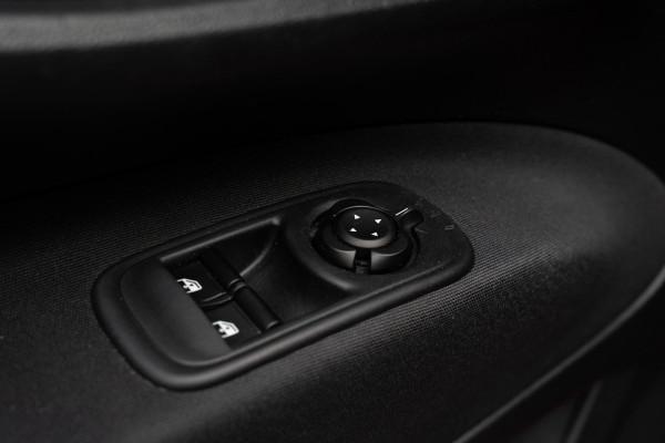 Fiat 500 24 kWh Navi Airco Stoelverwarming Cruise C. 3-Fase LED Carplay BTW auto SOH: 94,7%