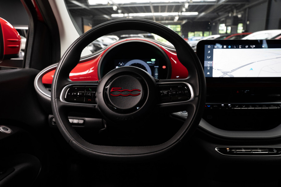 Fiat 500 24 kWh Navi Airco Stoelverwarming Cruise C. 3-Fase LED Carplay BTW auto SOH: 94,7%
