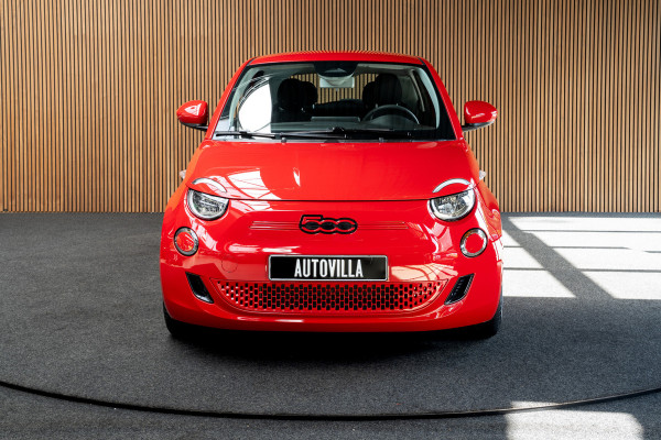 Fiat 500 24 kWh Navi Airco Stoelverwarming Cruise C. 3-Fase LED Carplay BTW auto SOH: 95,0%