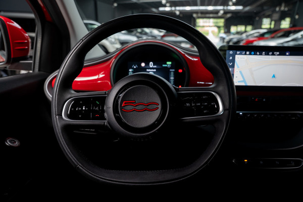 Fiat 500 24 kWh Navi Airco Stoelverwarming Cruise C. 3-Fase LED Carplay BTW auto SOH: 95,0%