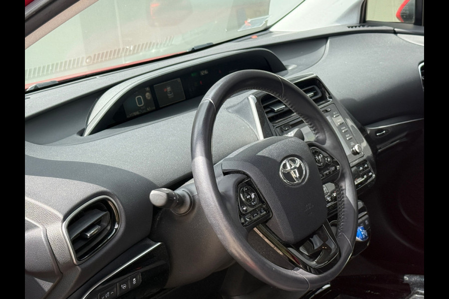 Toyota Prius 1.8 Executive Pano|Leder|JBL|HuD|Dealer Onderhouden