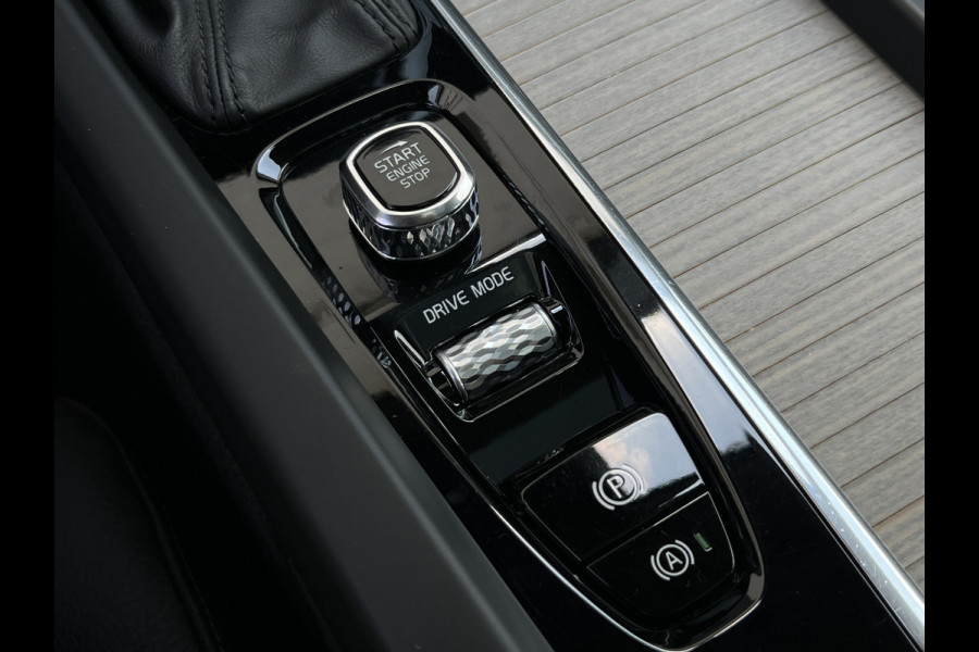 Volvo XC60 2.0 T5 Inscription | Pano | Leder | Pilot Assist |