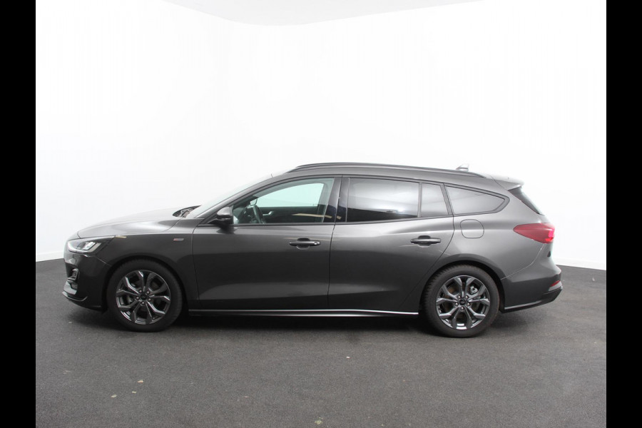 Ford FOCUS Wagon 1.0 EcoBoost Hybrid 155pk Automaat ST Line Navigatie Cruise Control Parkeer sensoren Lichtmetalen Velgen Extra Getint Glas