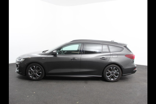 Ford FOCUS Wagon 1.0 EcoBoost Hybrid 155pk Automaat ST Line Navigatie Cruise Control Parkeer sensoren Lichtmetalen Velgen Extra Getint Glas