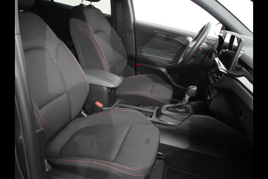 Ford FOCUS Wagon 1.0 EcoBoost Hybrid 155pk Automaat ST Line Navigatie Cruise Control Parkeer sensoren Lichtmetalen Velgen Extra Getint Glas
