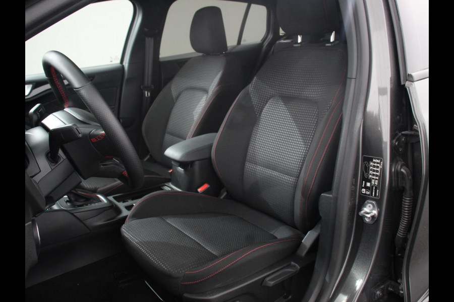 Ford FOCUS Wagon 1.0 EcoBoost Hybrid 155pk Automaat ST Line Navigatie Cruise Control Parkeer sensoren Lichtmetalen Velgen Extra Getint Glas