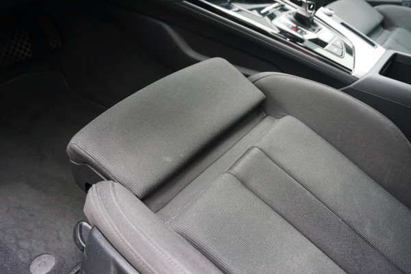 Audi A4 Avant 35 TFSI Black Optick/19Inch.LMV/Trekhaak/ Sportstoelen.