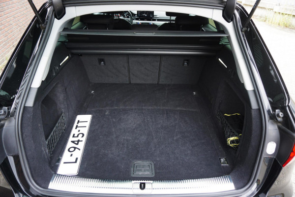 Audi A4 Avant 35 TFSI Black Optick/19Inch.LMV/Trekhaak/ Sportstoelen.