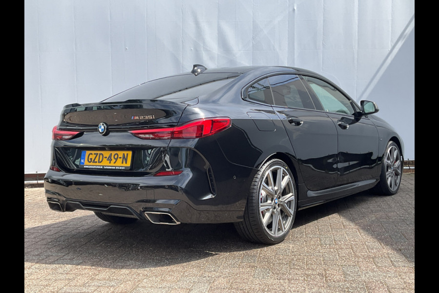 BMW 2 Serie Gran Coupé M235 306pk xDrive HUD Adapt.Cruise Pano.dak Harman/Kardon Memory Orig.NL