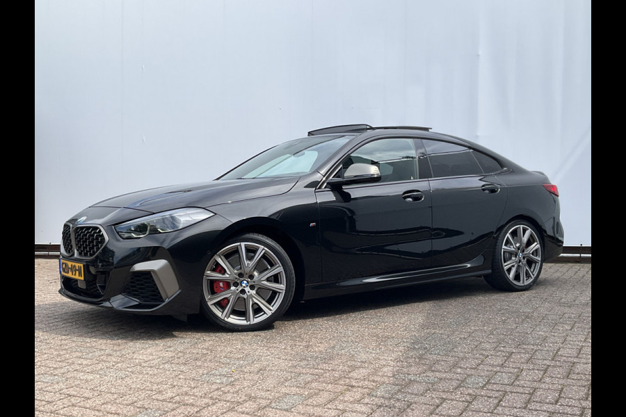 BMW 2 Serie Gran Coupé M235 306pk xDrive HUD Adapt.Cruise Pano.dak Harman/Kardon Memory Orig.NL
