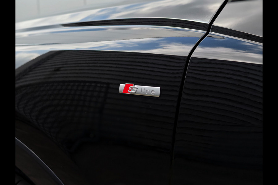 Audi Q3 Sportback 35 TFSI 3x S Line Pano | Keyless | Trekhaak | Matrix | Camera | Leder